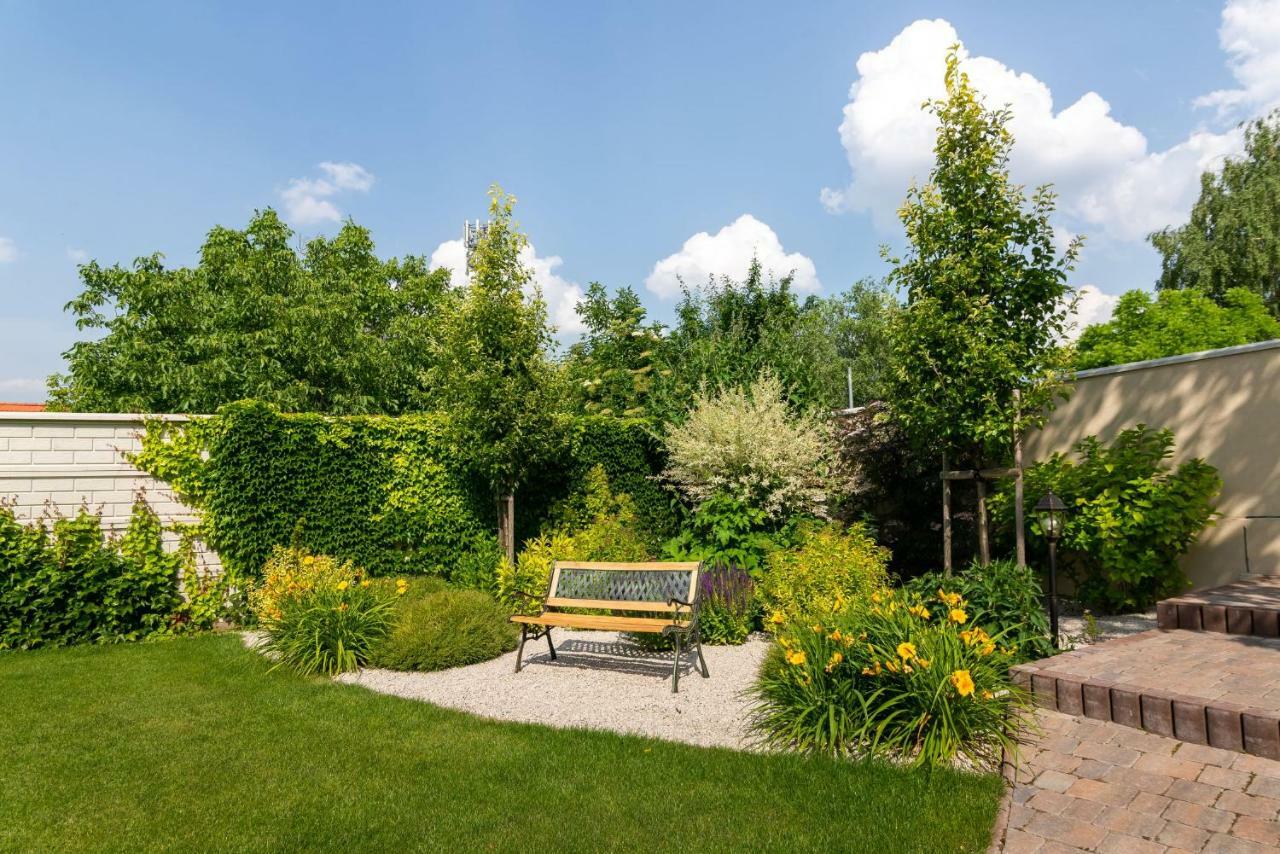 Villa Ephelia Dunajská Streda 외부 사진